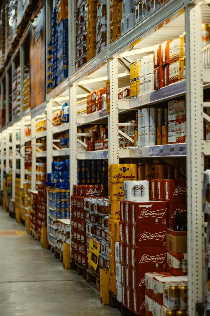 Wholesale shelves and stocked cash-and-carry products